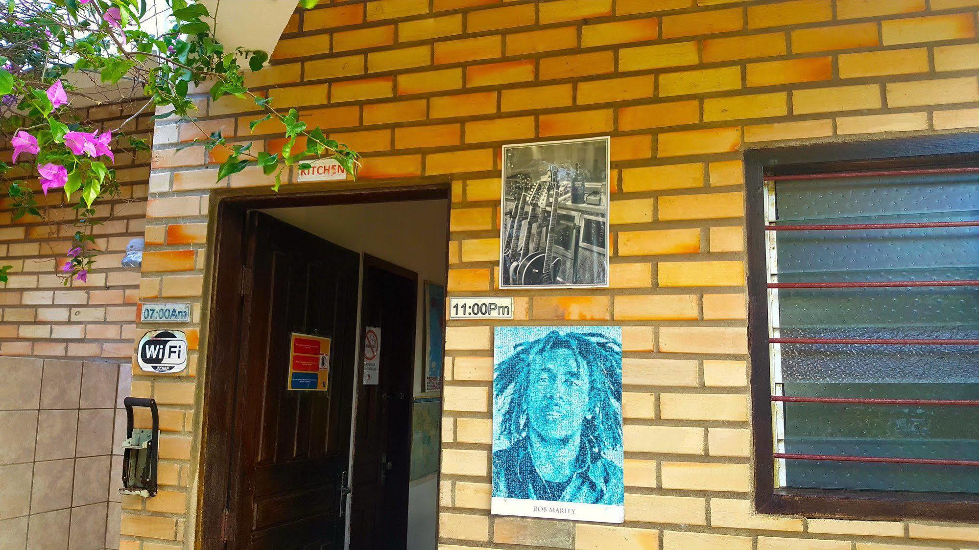 Media Veronica Hostel Suites Pipa Arez מראה חיצוני תמונה